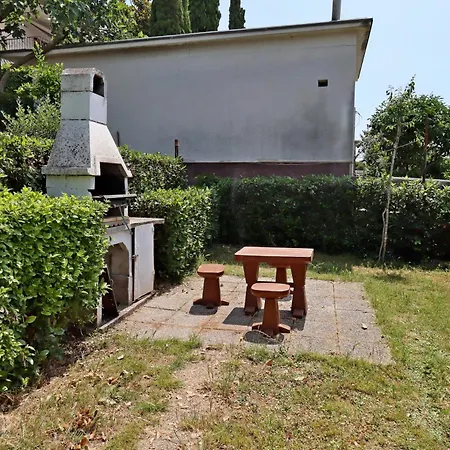 Studio 5555f * تْسْغيكفانِتْسا