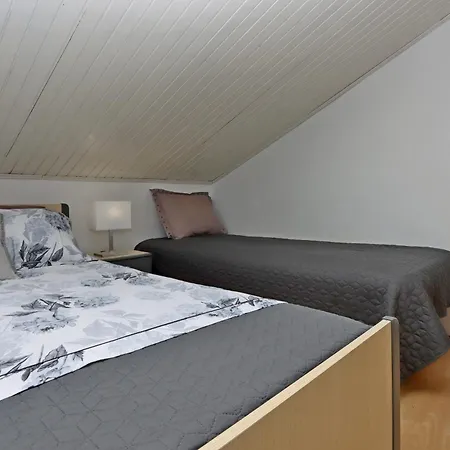 5555f * 크리크베니카